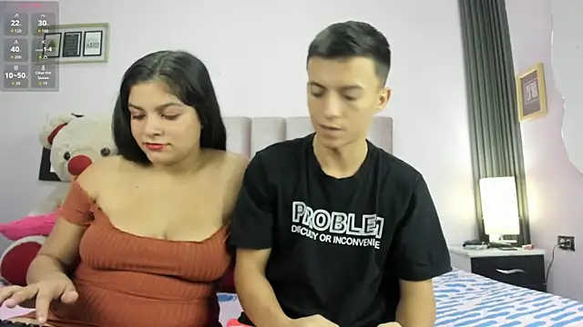 Snapshot of Dylan_and_Kim chatting on March 3, 2026, 12:33 pm Dylan and Kim online show from March 3, 2026, 12:33 pm