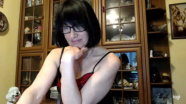 Vlastelina online show from April 9, 2026, 2:00 pm