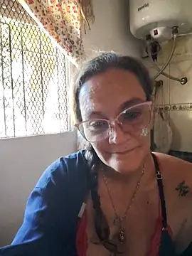 Nanybeach online show from February 21, 2026, 8:10 pm