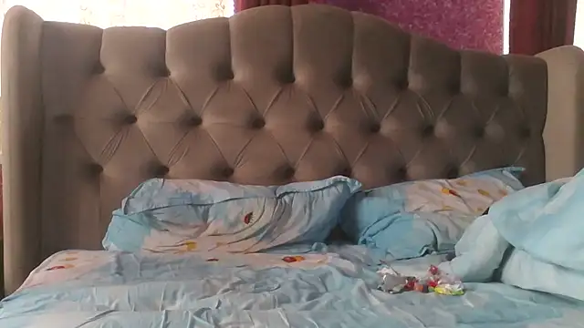 Shailadiess online show from March 6, 2026, 9:17 am