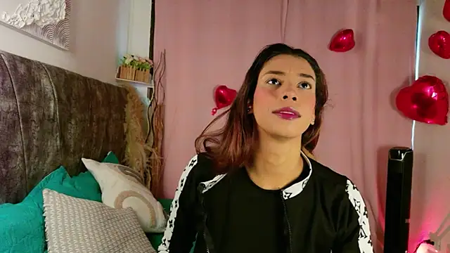 MelanyStone  online show from February 19, 2026, 1:51 pm