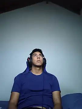 mamichula266 online show from April 8, 2026, 5:24 pm