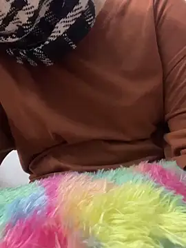 Rishan-965 online show from April 8, 2026, 11:48 pm