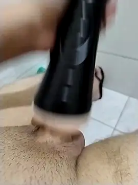 Snapshot of batmki chatting on February 20, 2026, 12:29 am batmki online show from February 20, 2026, 12:29 am