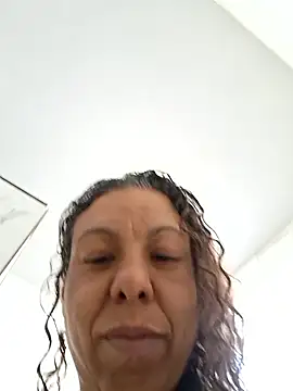 Snapshot of MunchMe4 chatting on February 15, 2026, 10:28 pm MunchMe4 online show from February 15, 2026, 10:28 pm