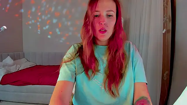 Snapshot of she_wolf chatting on March 4, 2026, 2:45 pm she wolf online show from March 4, 2026, 2:45 pm