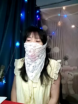 Girl-crazy1 online show from April 16, 2026, 3:46 pm