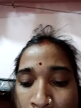 Deepjakolirr online show from April 16, 2026, 9:39 pm