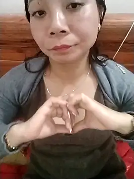 cute-shine online show from February 23, 2026, 5:16 am