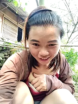 lovely-742 online show from April 15, 2026, 2:29 am