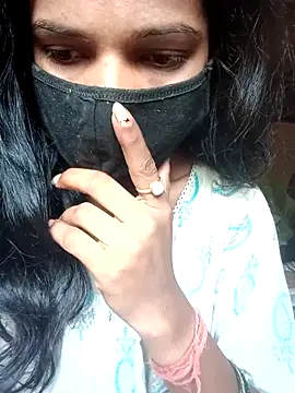 Desi Couple P online show from April 29, 2026, 1:43 am