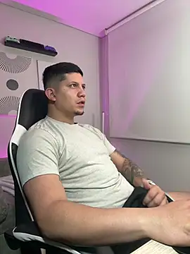  robertobaggioo online show from March 26, 2026, 12:55 pm