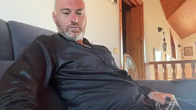 marcovik1 online show from April 8, 2026, 7:30 am