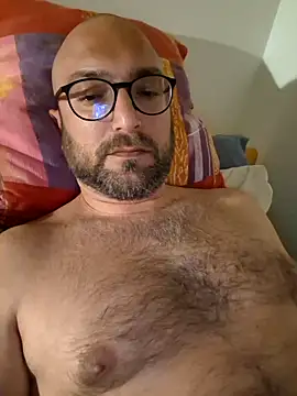 Snapshot of cetriolino chatting on March 31, 2026, 6:52 pm cetriolino online show from March 31, 2026, 6:52 pm