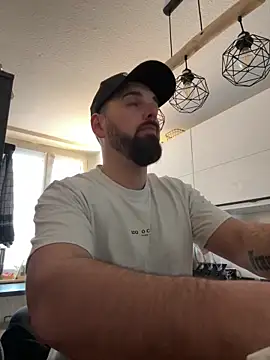 xxxsharkexxx online show from February 23, 2026, 11:40 am