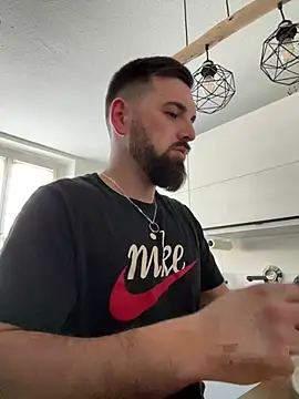 xxxsharkexxx online show from February 25, 2026, 9:30 am