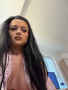 Katty Pery online show from March 28, 2026, 3:44 pm