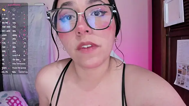 Snapshot of Hanna_Tm chatting on March 3, 2026, 2:18 am Hanna Tm online show from March 3, 2026, 2:18 am