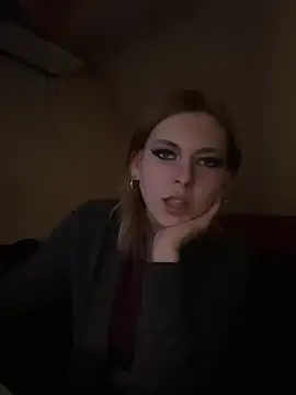 Milli-Kiss online show from April 18, 2026, 8:09 pm