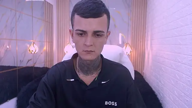 Snapshot of benjamin_anthony chatting on February 27, 2026, 2:33 am benjamin anthony online show from February 27, 2026, 2:33 am