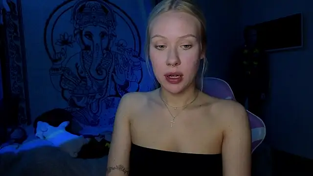 pureeangel online show from March 24, 2026, 4:01 pm