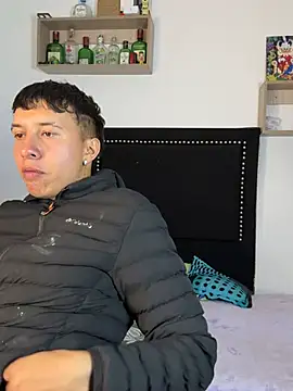 Snapshot of Jhony_rayder chatting on February 20, 2026, 3:03 am Jhony rayder online show from February 20, 2026, 3:03 am