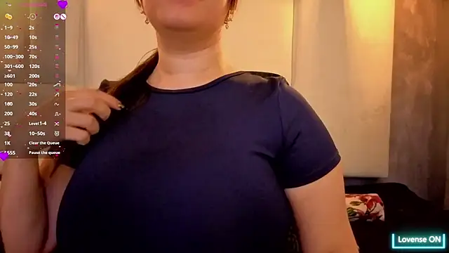 sara puerta   online show from March 17, 2026, 7:39 pm