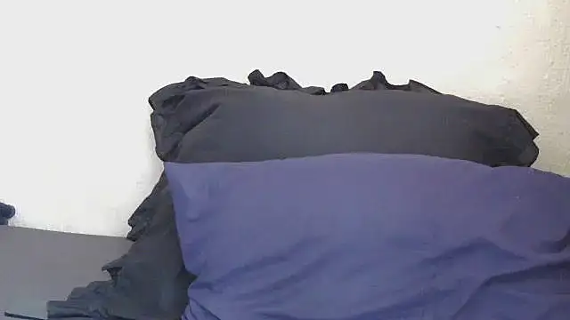 YumPeaches online show from February 27, 2026, 10:04 am