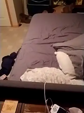 kallme1tee95 online show from February 26, 2026, 4:44 am