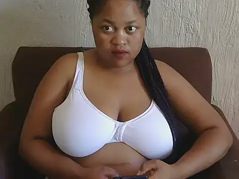 Snapshot of TemptingTits chatting on February 16, 2026, 10:00 am TemptingTits online show from February 16, 2026, 10:00 am