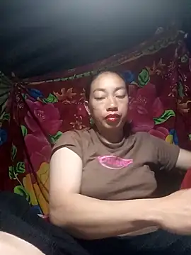 Snapshot of Susuu5790 chatting on February 24, 2026, 7:56 pm Susuu5790 online show from February 24, 2026, 7:56 pm