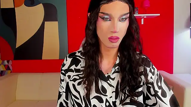 MadisonEsprit online show from April 18, 2026, 3:10 am