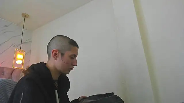 Fieramadame online show from April 17, 2026, 12:41 pm