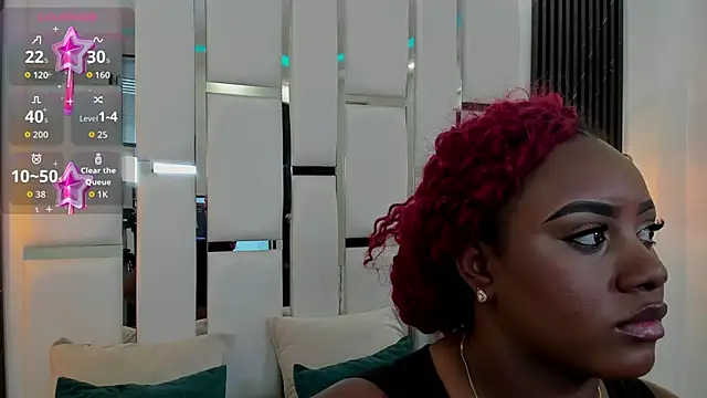 laia fisher  online show from March 12, 2026, 5:08 pm