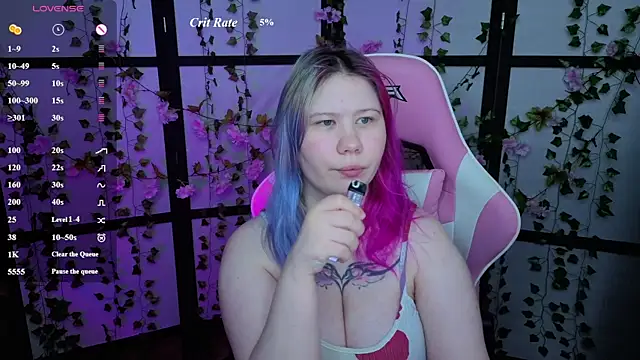 Snapshot of kitsune_little chatting on June 22, 2026, 11:02 pm kitsune little online show from June 22, 2026, 11:02 pm