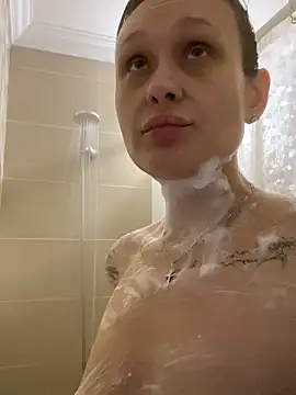 Mel Lovell  online show from March 28, 2026, 5:56 pm