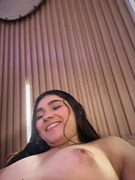 mia-rodrigues online show from February 20, 2026, 6:26 am