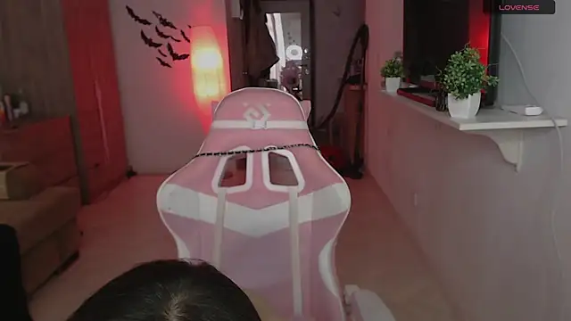 Snapshot of ShayL1sse chatting on March 1, 2026, 12:18 pm ShayL1sse online show from March 1, 2026, 12:18 pm