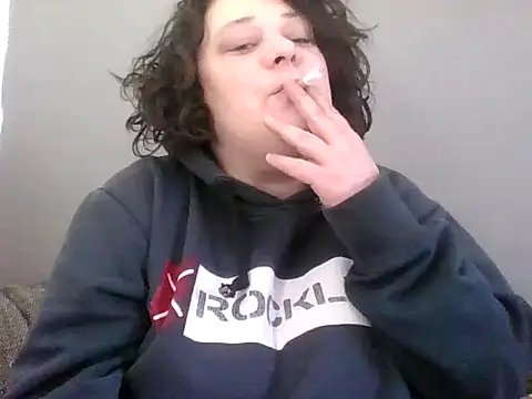 Sexylaursstern30 online show from March 22, 2026, 8:40 am