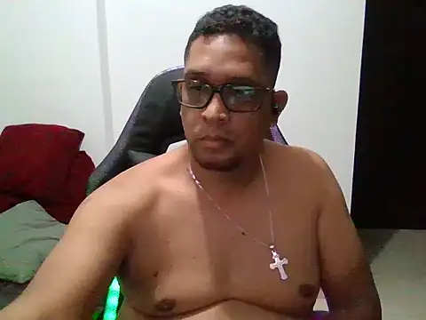 Snapshot of gordogruesa chatting on April 26, 2026, 1:25 am gordogruesa online show from April 26, 2026, 1:25 am