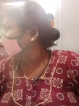 tamilkaviya431 online show from June 14, 2026, 5:31 am