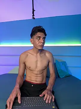 abrilandjulian online show from March 2, 2026, 12:01 pm