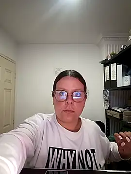 Blanquita vip online show from March 18, 2026, 1:03 pm