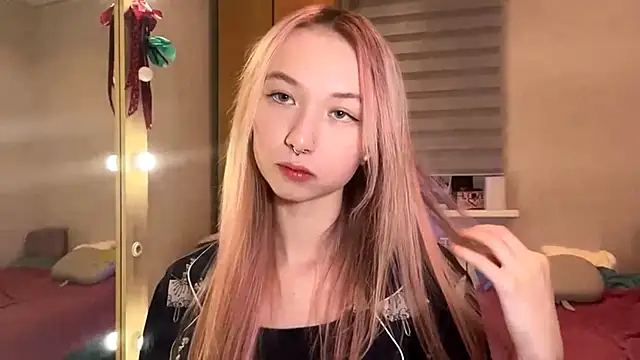 PinkTraible online show from February 14, 2026, 1:08 pm