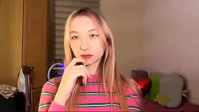 PinkTraible online show from February 16, 2026, 12:56 pm