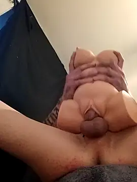 likeemilk online show from March 19, 2026, 5:06 pm