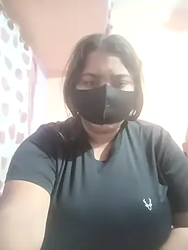 Choko Gril online show from February 13, 2026, 8:27 pm