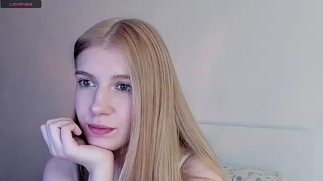 WetKaylaa online show from March 28, 2026, 3:33 pm