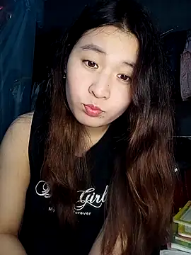 Snapshot of -Datini- chatting on February 25, 2026, 12:37 pm -Datini- online show from February 25, 2026, 12:37 pm