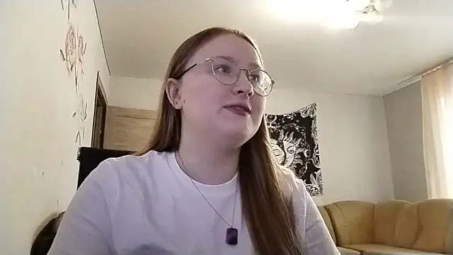 AnikaLipps online show from July 11, 2026, 1:47 pm
